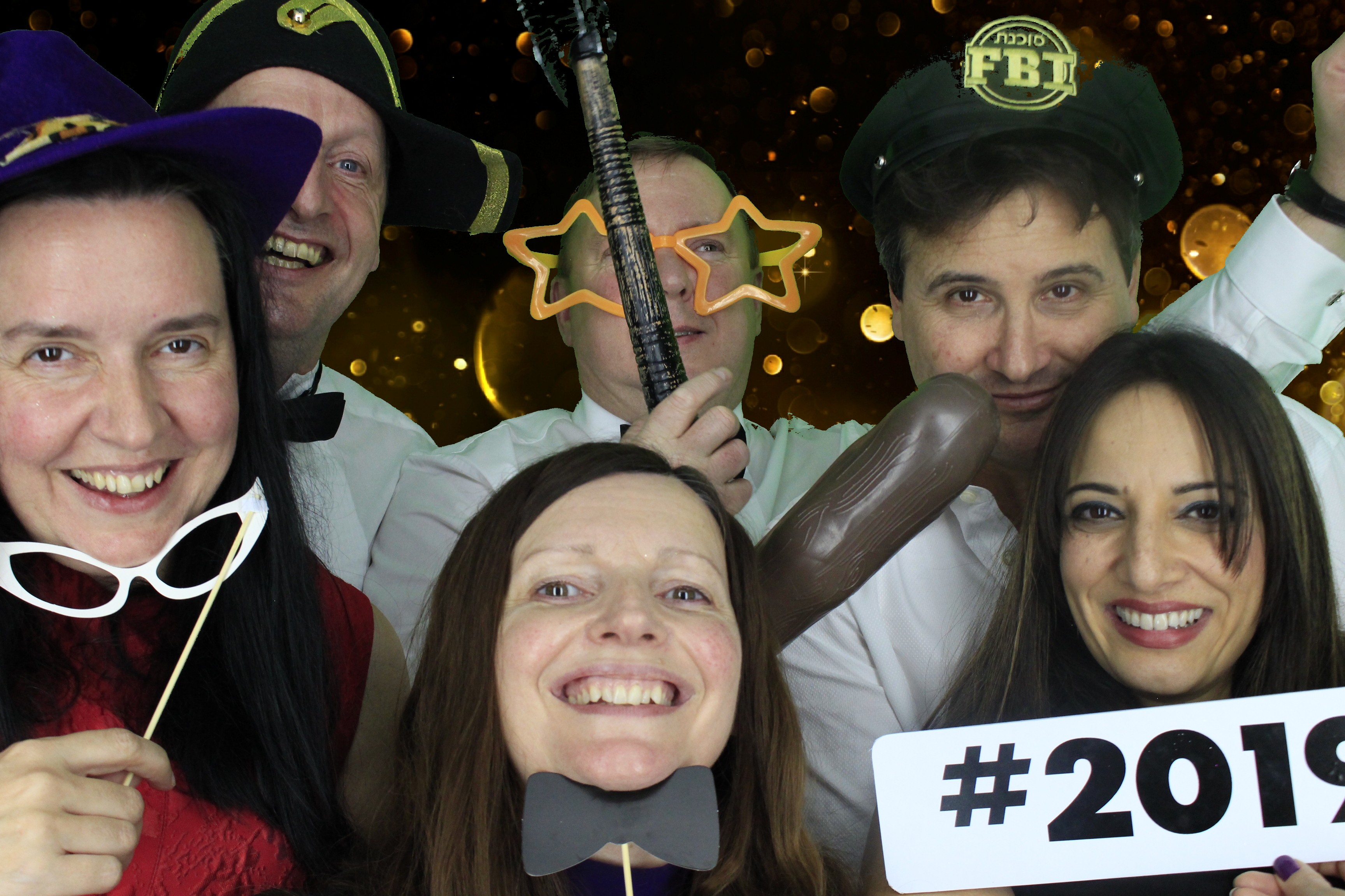 New Years Eve Party Silvermere | View more photos from the event at gallery.myphotoboothexperience.co.uk/u/MyPhotoBoothExperienceLtd/New-Years-Eve-Party-Silvermere